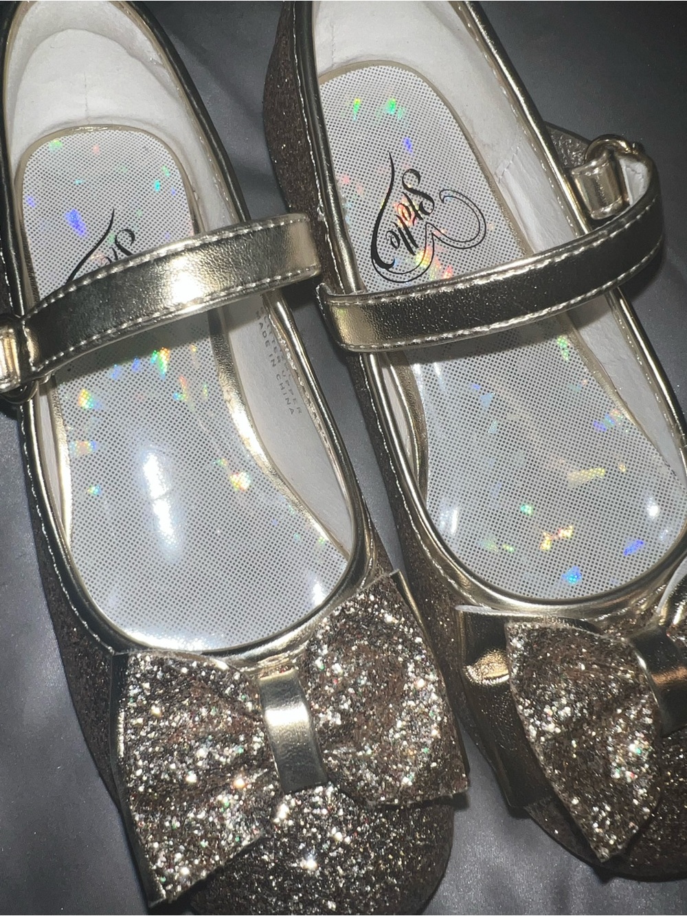 Girls Metallic Gold Glitter Mary Jane Shoes